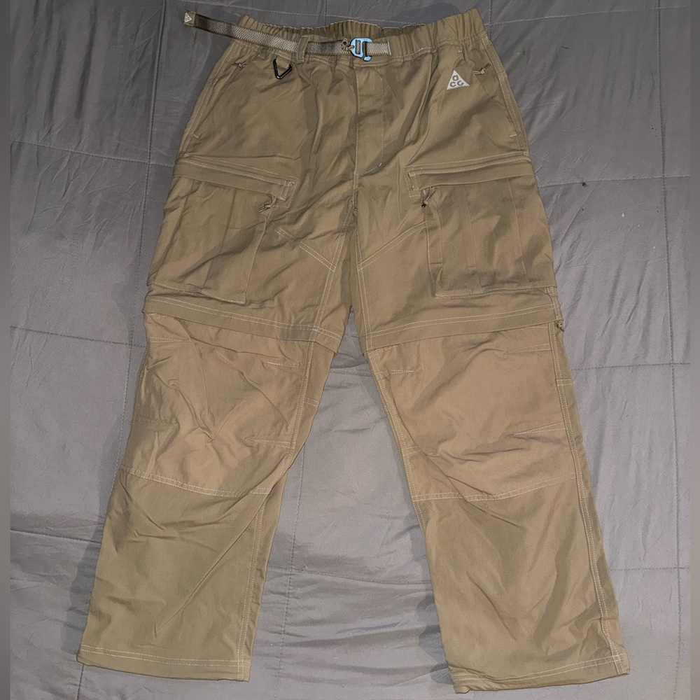 Nike ACG Smith Summit Convertible Cargo Pants Khaki Men’s Size Medium FN0428-247